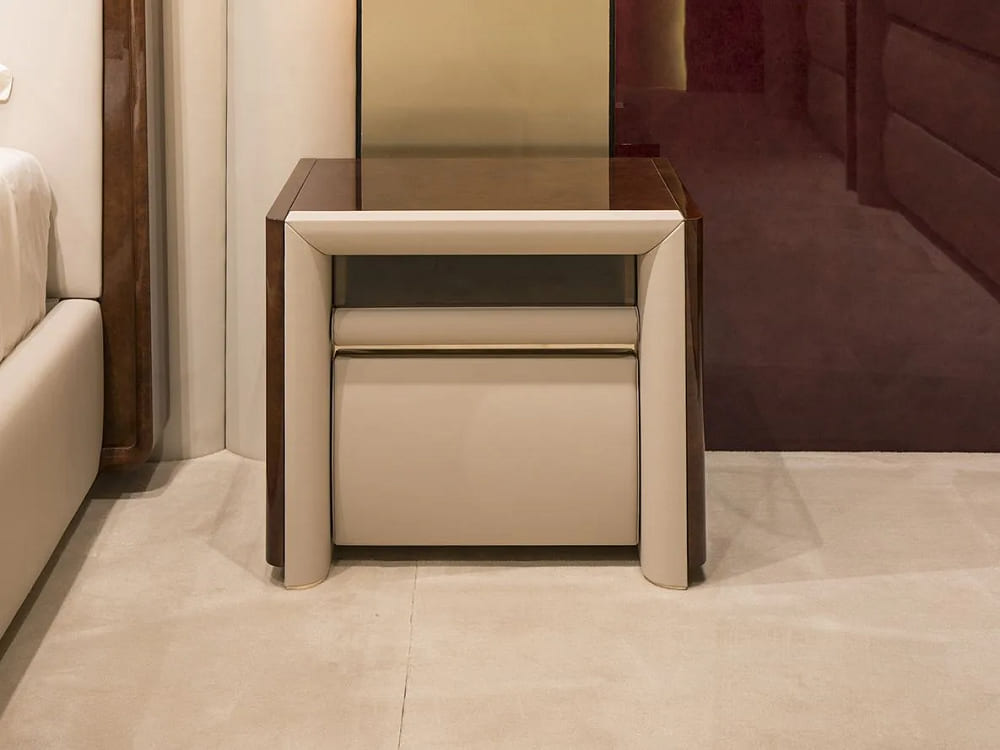 Turri Madison bedside cabinet в интерьере