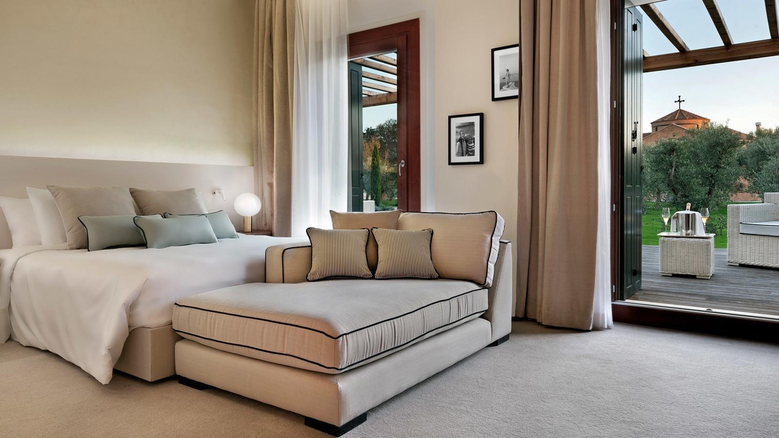 Artemide Laguna Table Lamp в интерьере