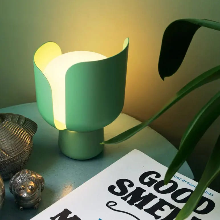 Fontana Arte Blom Table Lamp в интерьере