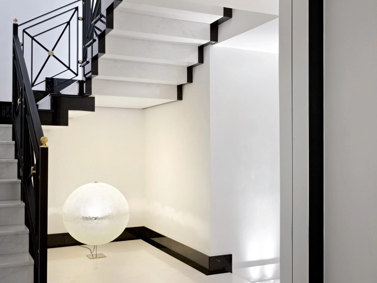 Catellani&Smith Postkrisi Table Lamp в интерьере