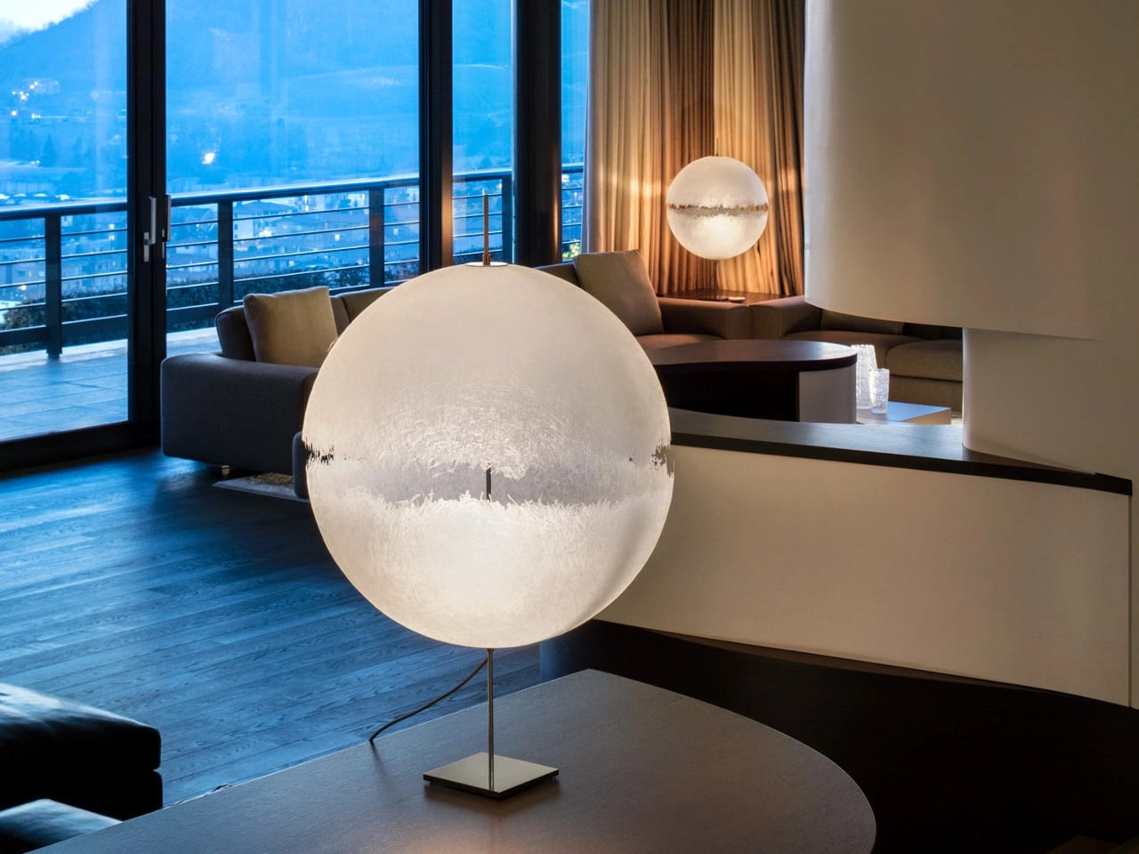 Catellani&Smith Postkrisi Table Lamp в интерьере