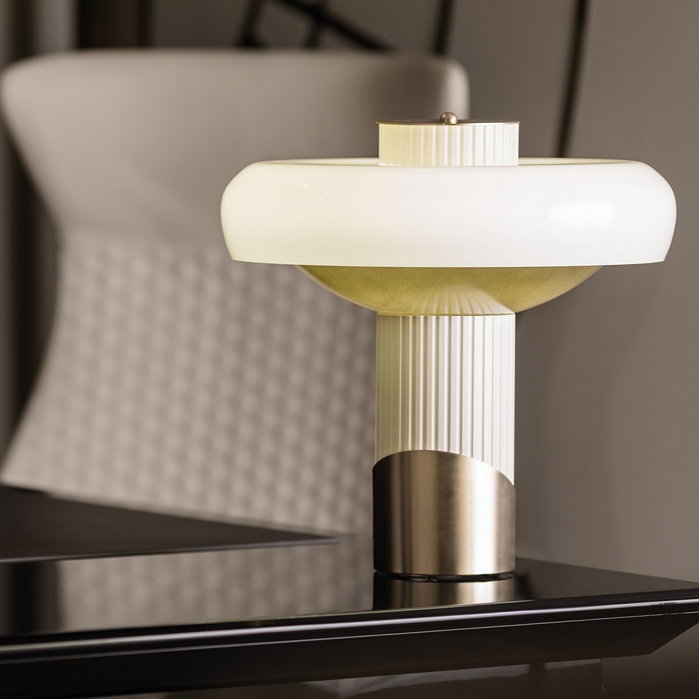 Turri Claire Table Lamp в интерьере