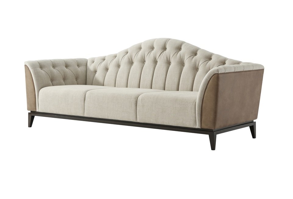 Theodore Alexander Elizabeth's Sofa в интерьере