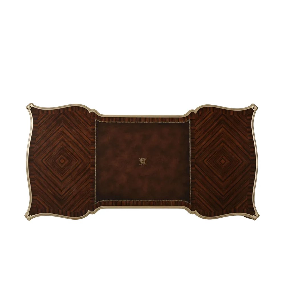 Theodore Alexander A Royal Memoir Writing Table в интерьере