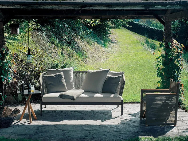 Outdoor sofa RODA Spool в интерьере