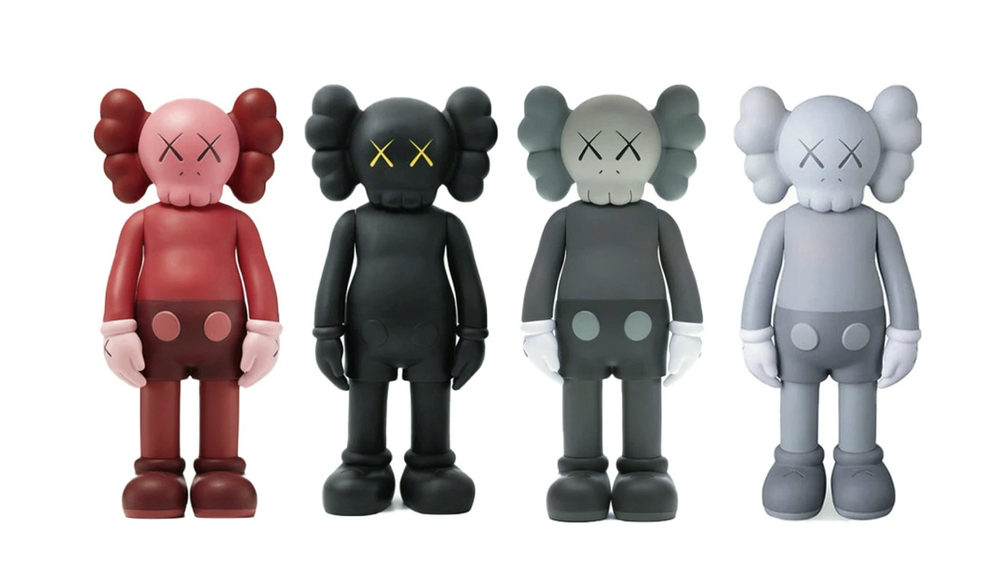 Statuette KAWS Companion в интерьере