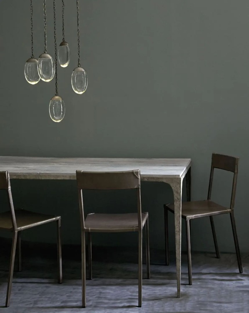 Ochre Celestial Pebble Pendant Light в интерьере